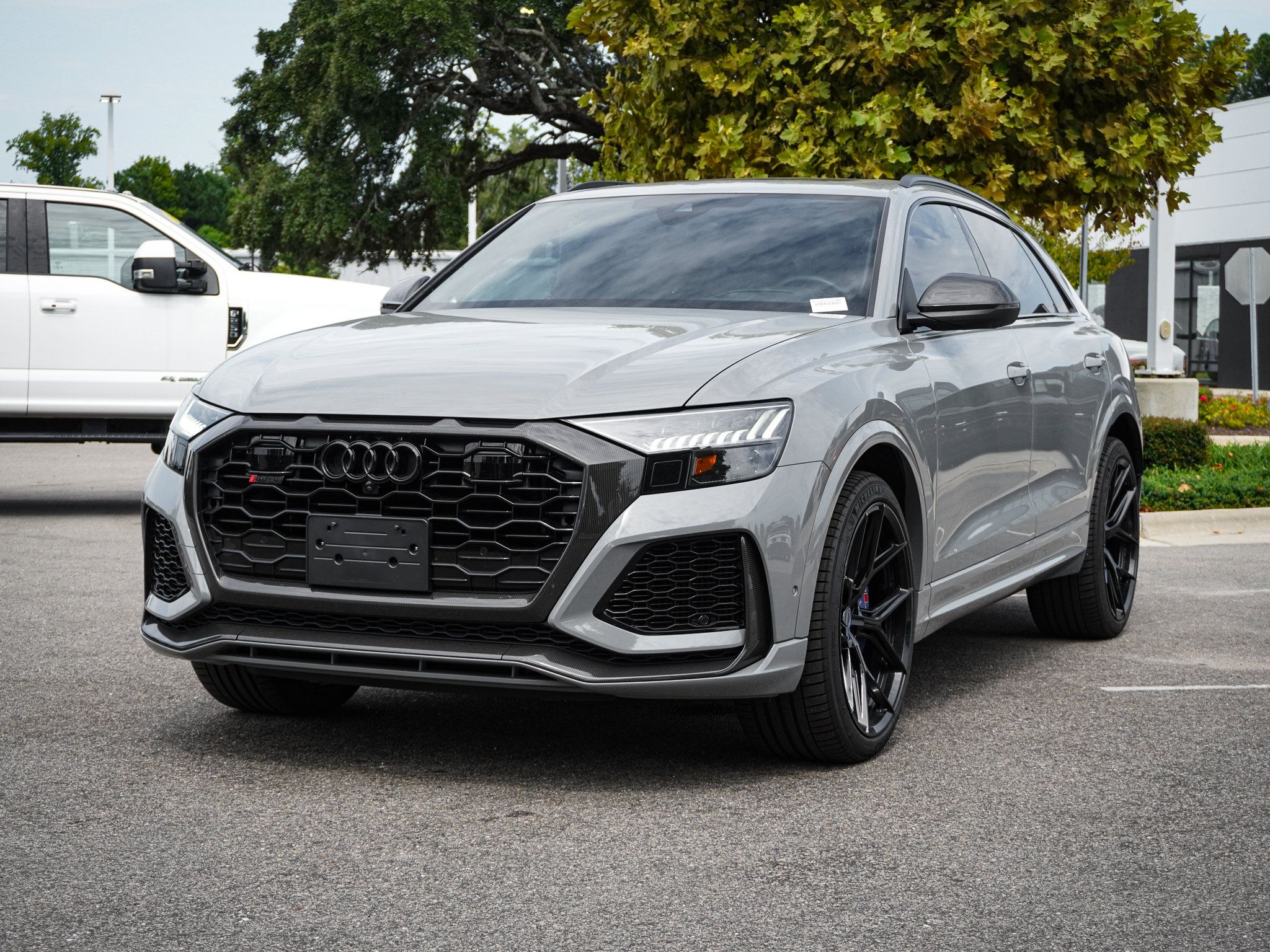 Used 2022 Audi RS Q8 AWD/4WD image 5