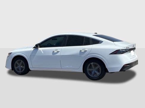 New 2027 Nissan Sentra SV w/ Floor Mat Package FWD image 3