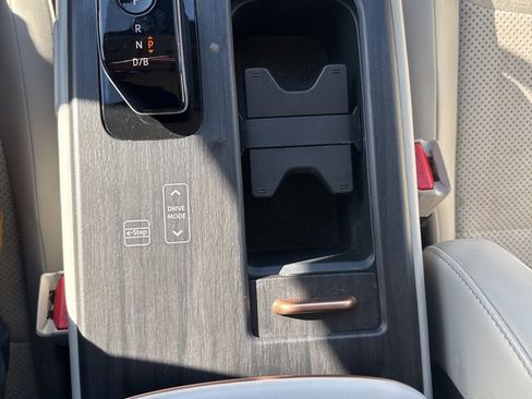 Certified 2024 Nissan Ariya AWD image 28