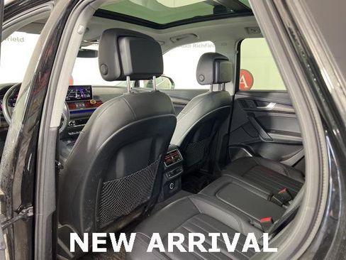 Used 2018 Audi Q5 Prestige w/ Prestige Package image 10