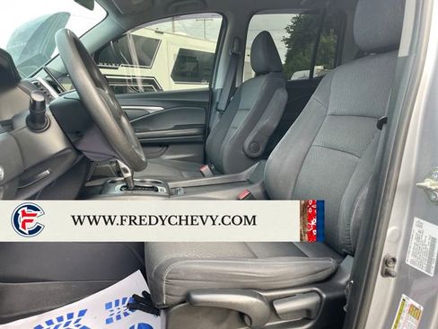 Used 2019 Honda Ridgeline Sport image 9