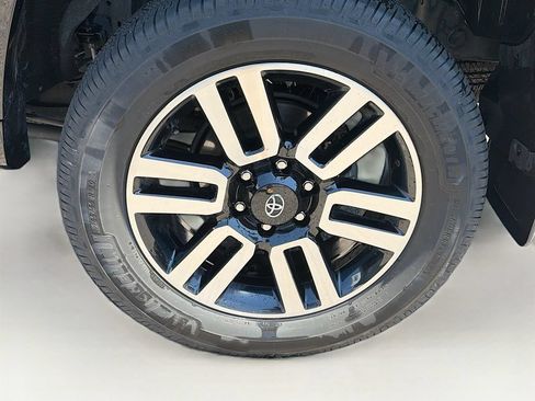 Used 2023 Toyota 4Runner Limited AWD/4WD image 36