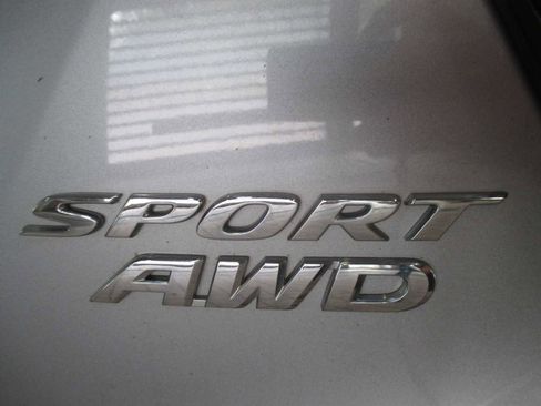 Used 2020 Honda HR-V Sport image 31