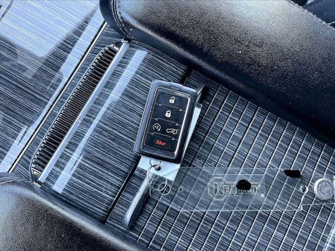 Used 2022 Jeep Wagoneer Series II image 36