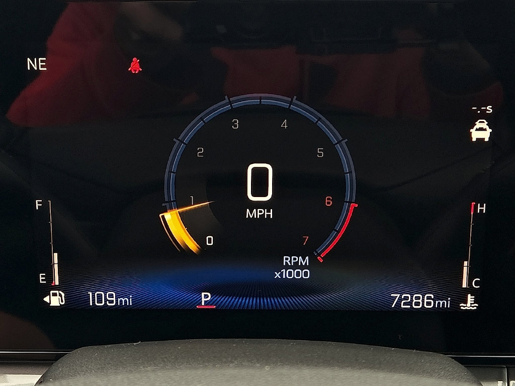 Used 2025 Chevrolet Trax LT w/ Driver Confidence Package FWD image 18