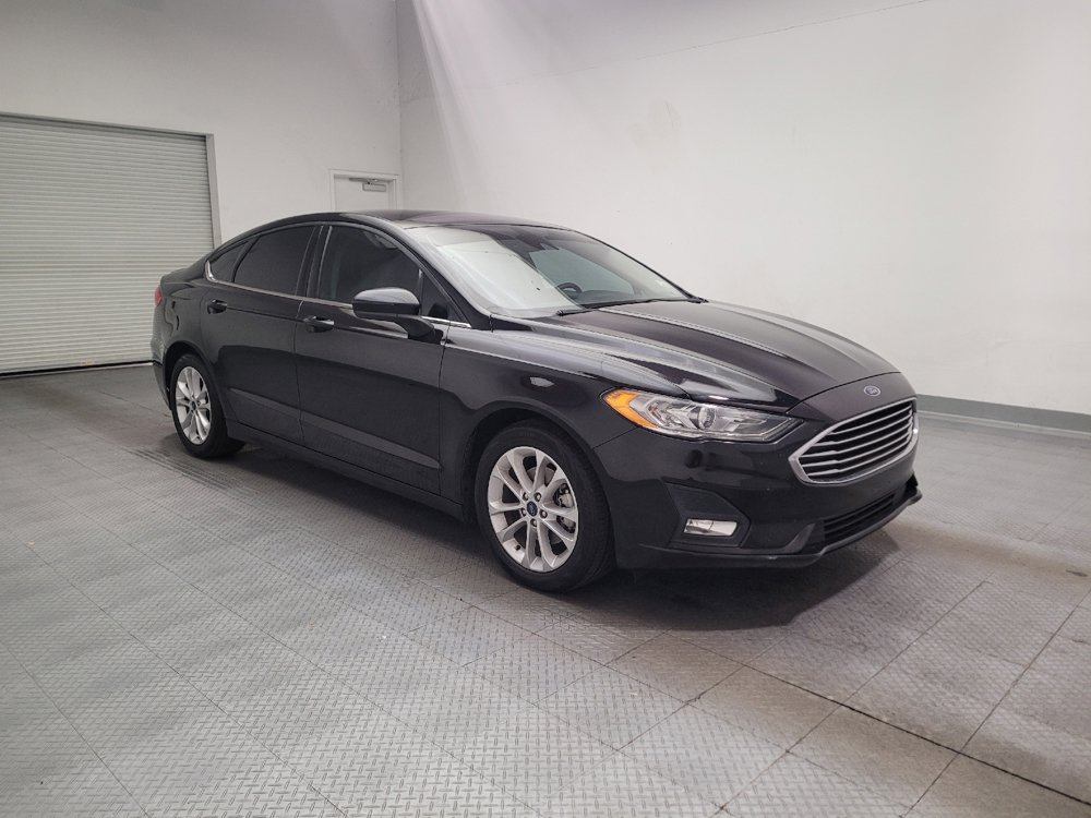 Used 2019 Ford Fusion SE w/ Equipment Group 151A FWD image 13