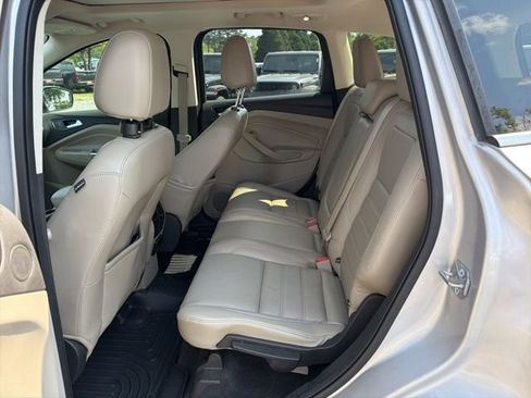 Used 2017 Ford Escape Titanium image 15