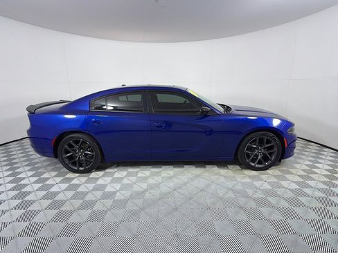 Used 2021 Dodge Charger SXT w/ Blacktop Package RWD image 4