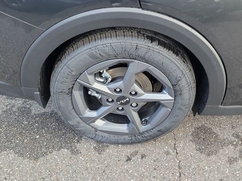 New 2026 Kia K4 FWD image 37