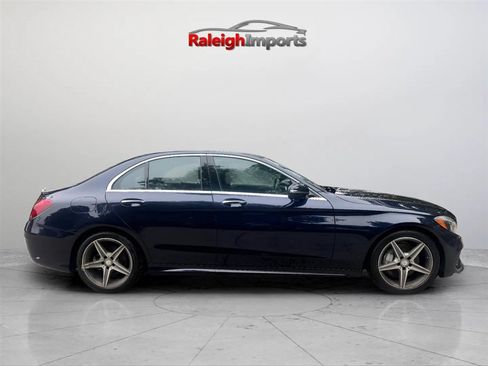 Used 2017 Mercedes-Benz C 300 4MATIC Sedan image 5