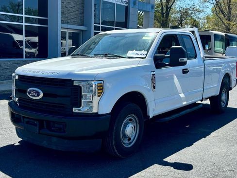 Used 2019 Ford F250 XL w/ Power Equipment Group RWD image 2