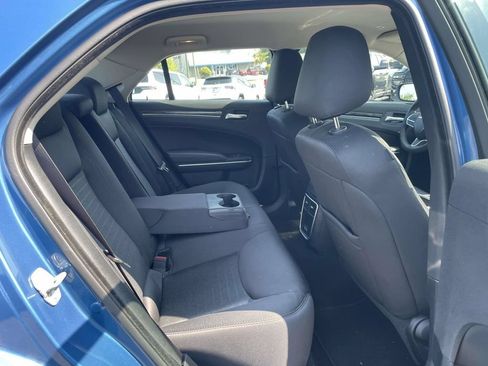 Used 2022 Chrysler 300 Touring w/ Sport Appearance Package RWD image 14
