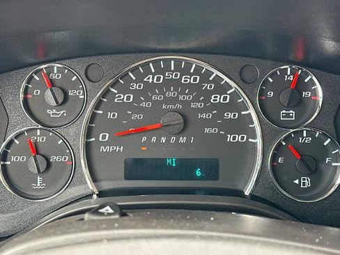 New 2026 Chevrolet Express 2500 w/ Driver Convenience Package RWD image 27
