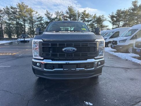 New 2026 Ford F350 XL w/ FX4 Off-Road Package image 2