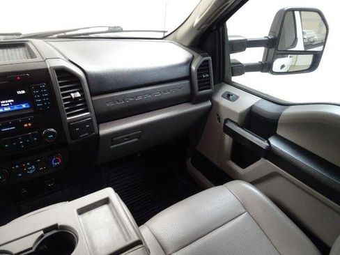 Used 2019 Ford F250 XL w/ Power Equipment Group RWD image 40