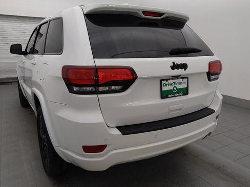 Used 2021 Jeep Grand Cherokee Laredo X AWD/4WD image 5