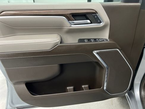 Used 2024 Chevrolet Silverado 2500 LT image 11