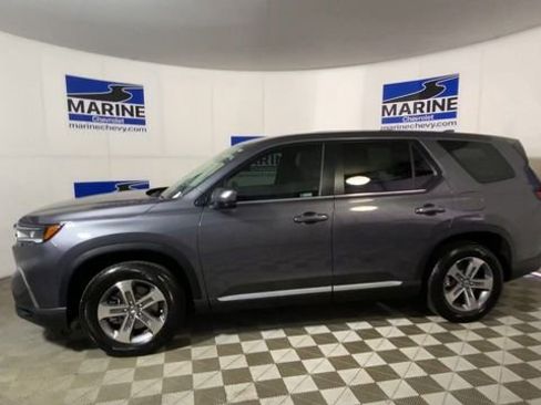 Used 2023 Honda Pilot EX-L image 7