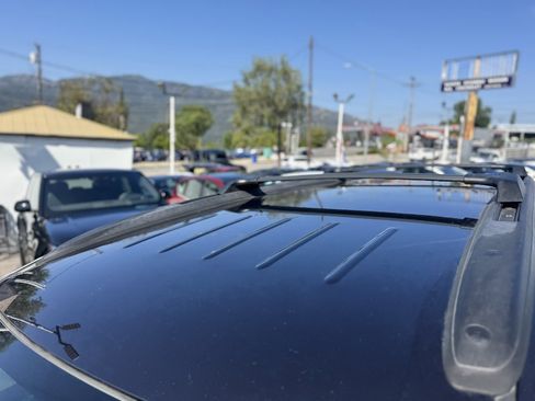 Used 2012 Chevrolet Traverse LT w/ All-Star Edition image 8