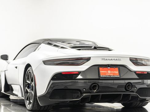 Used 2022 Maserati MC20 Coupe RWD image 7