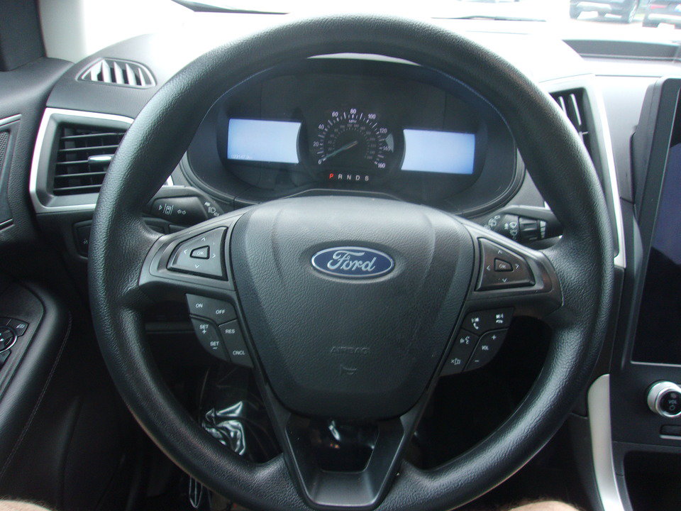 Used 2024 Ford Edge SE AWD/4WD image 9
