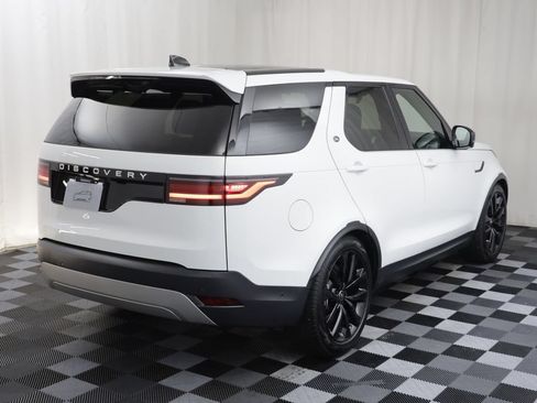 Certified 2026 Land Rover Discovery S AWD/4WD image 20