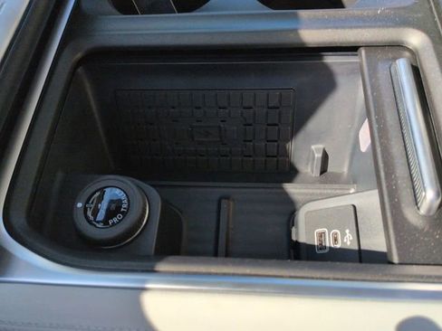 New 2025 Ford Expedition Platinum w/ Platinum Ultimate Package image 25