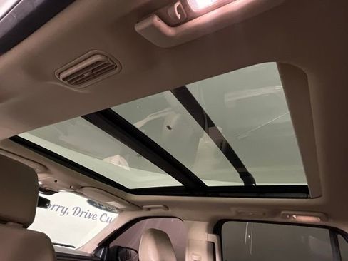 Certified 2022 Ford Expedition Limited image 21