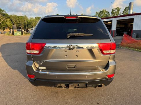 Used 2012 Jeep Grand Cherokee Overland AWD/4WD image 4