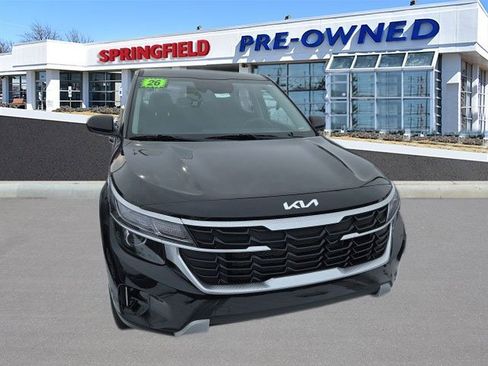 Used 2026 Kia Seltos LX image 2