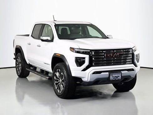 New 2026 GMC Canyon Denali image 1