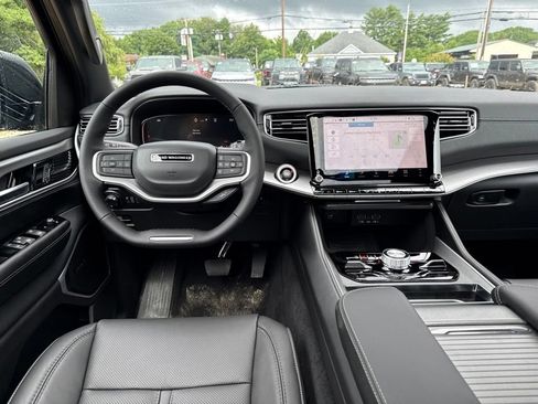 New 2026 Jeep Grand Wagoneer 4WD image 22