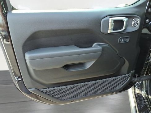 New 2026 Jeep Gladiator Mojave AWD/4WD image 15