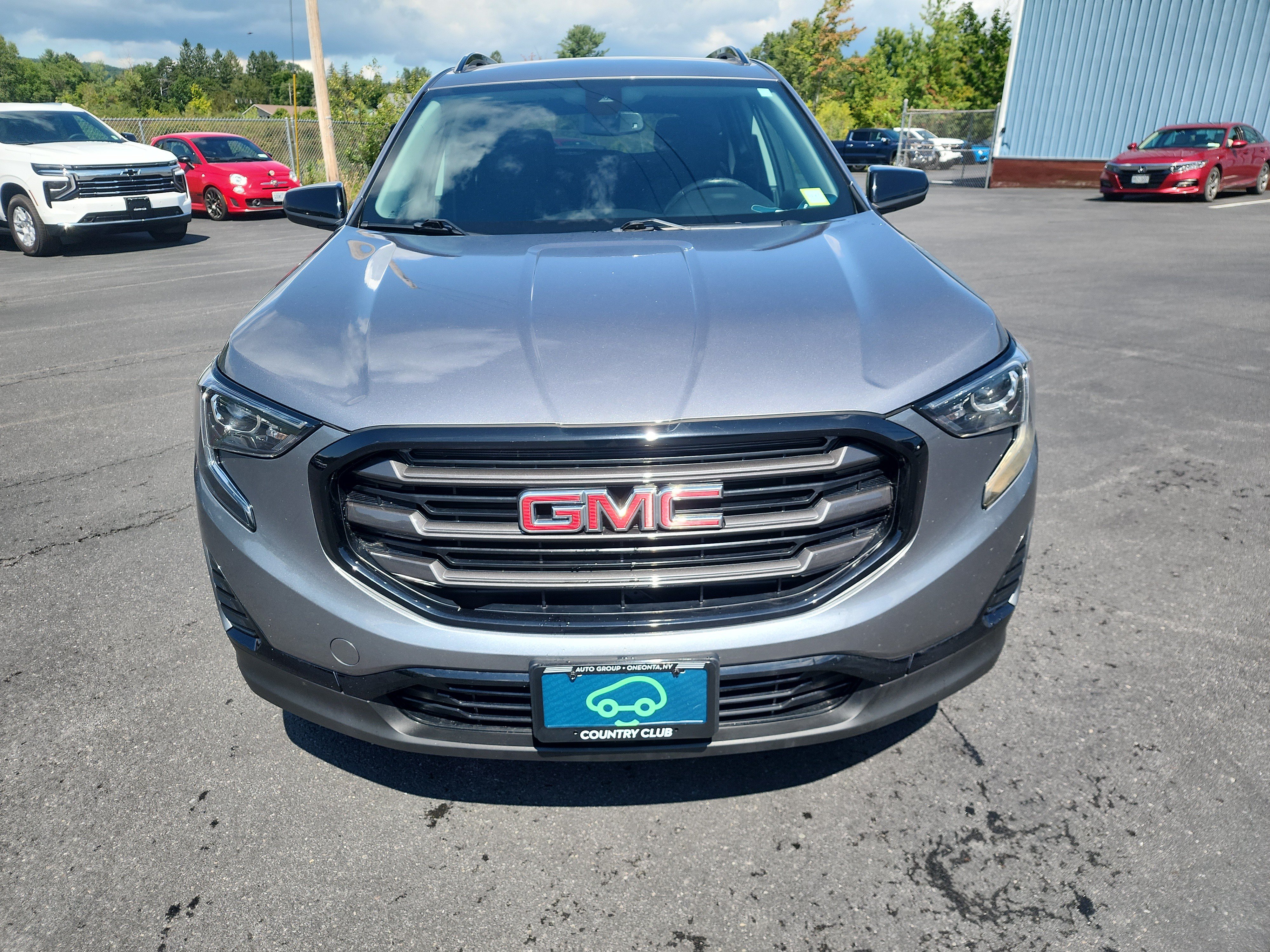 Certified 2021 GMC Terrain SLE w/ Driver Convenience Package AWD/4WD image 3