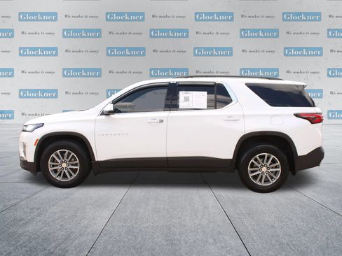 Used 2023 Chevrolet Traverse LT FWD image 9