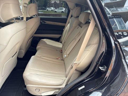 Used 2022 Genesis GV80 3.5T w/ Advanced Package 06 AWD/4WD image 10
