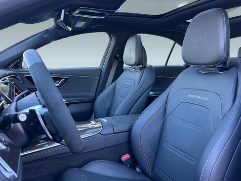 New 2026 Mercedes-Benz E 53 AMG e 4MATIC Sedan image 5