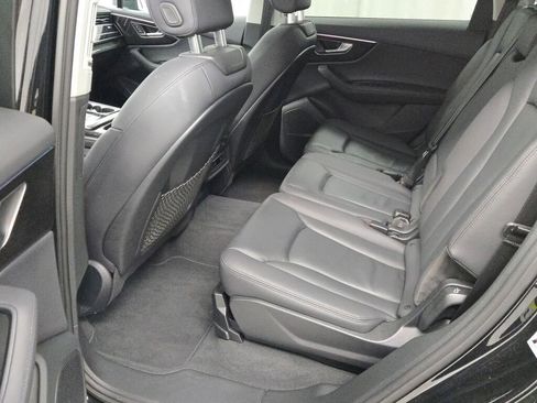 Used 2024 Audi Q7 3.0T Premium Plus AWD/4WD image 18