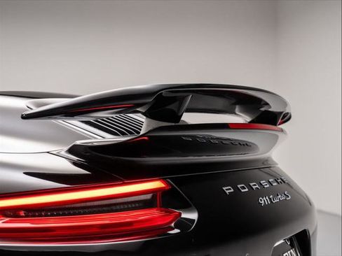 Used 2019 Porsche 911 Turbo S image 42