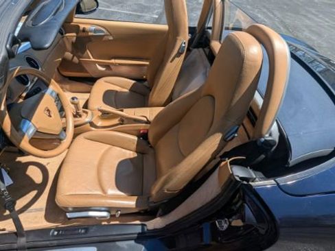 Used 2005 Porsche Boxster image 18