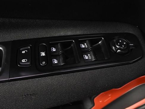 Used 2020 Jeep Renegade Sport AWD/4WD image 23