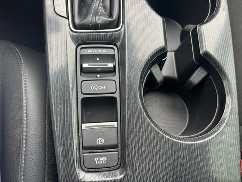 Used 2023 Honda Civic Sport image 16