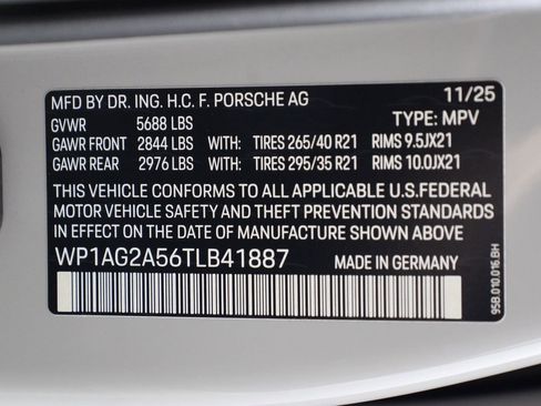 New 2026 Porsche Macan S image 24