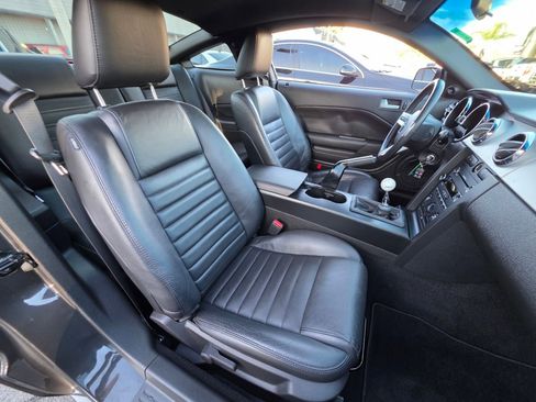 Used 2008 Ford Mustang GT Premium image 25