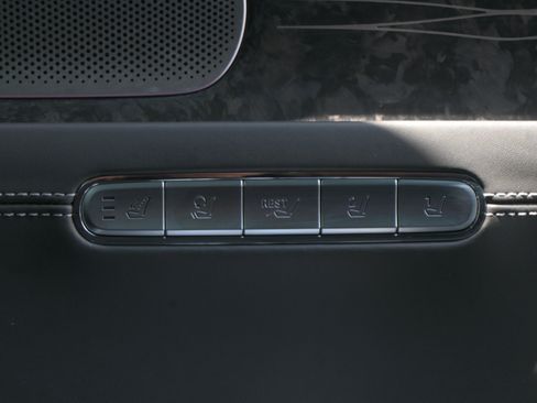 Used 2023 Genesis G90 3.5T AWD/4WD image 16