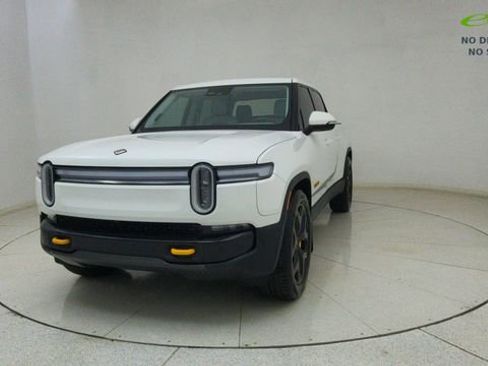 Used 2025 Rivian R1T Premium AWD/4WD image 63