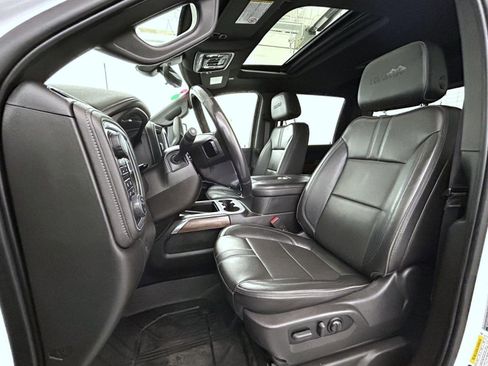 Used 2022 Chevrolet Silverado 2500 High Country w/ Technology Package image 10