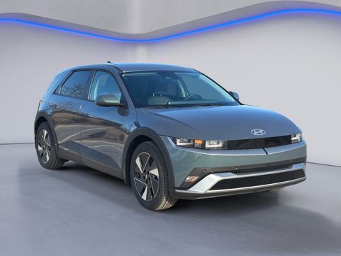 New 2026 Hyundai Ioniq 5 SEL image 4