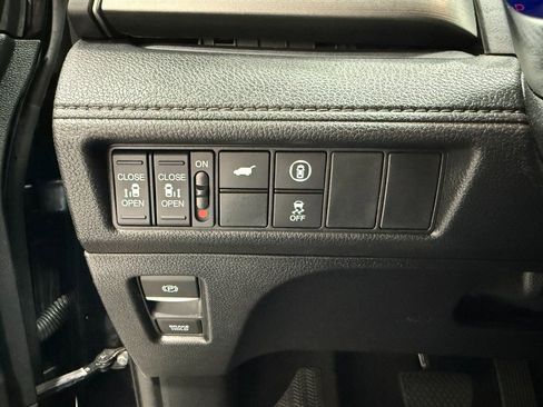 Used 2023 Honda Odyssey EX-L image 22