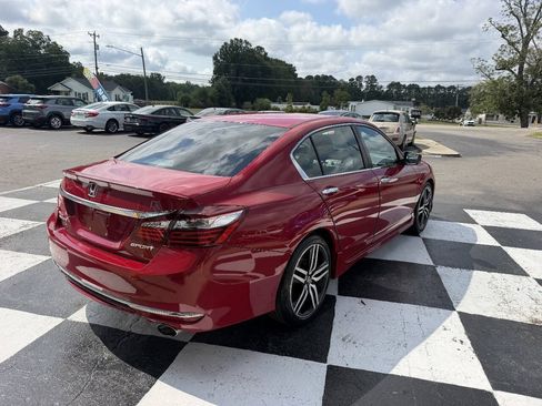 Used 2016 Honda Accord Sport image 6